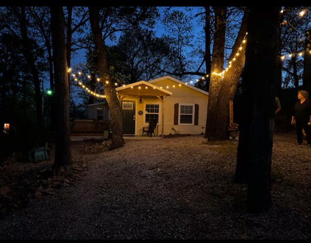 453629 Creek Avenue, Afton, OK 74331