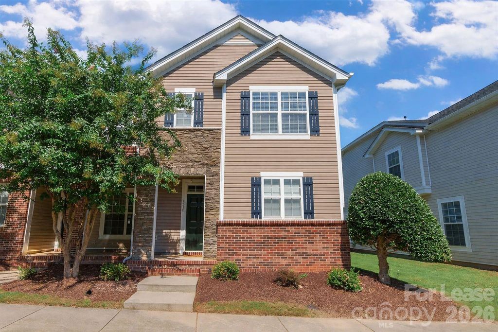 121 Walnut Cove Drive B, Mooresville, NC 28117