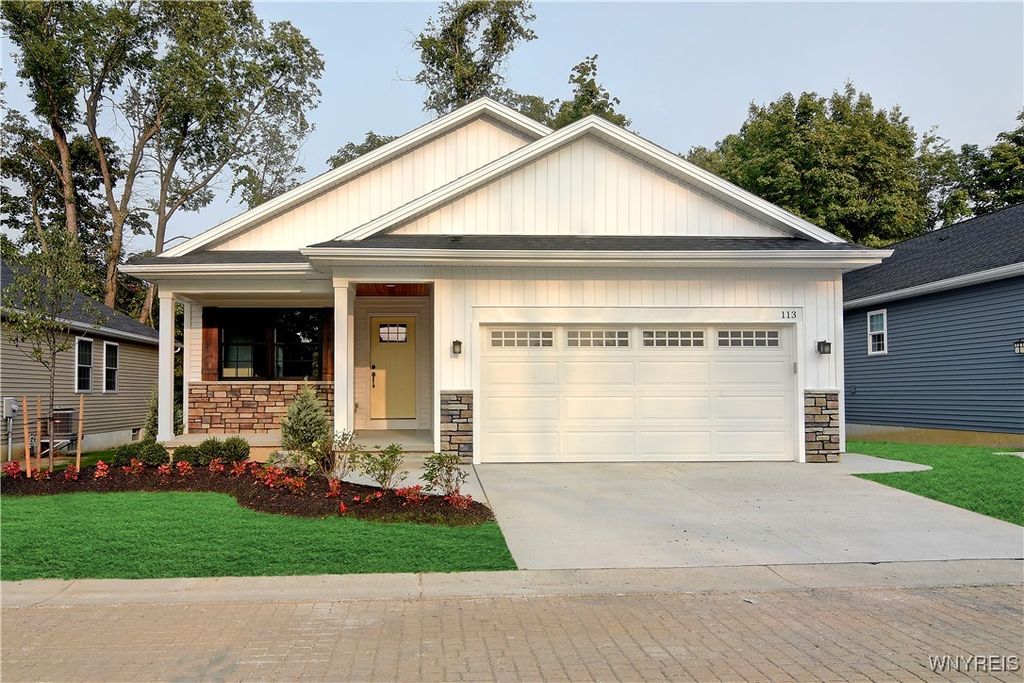 110 Birch Creek, Alden, NY 14004