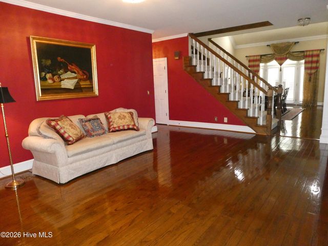 202 Walnut Cove Drive, Lumberton, NC 28358