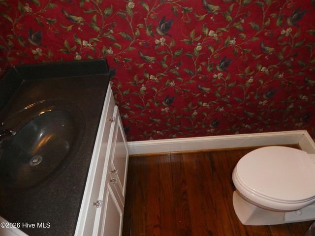 202 Walnut Cove Drive, Lumberton, NC 28358