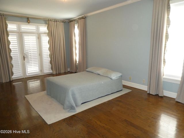 202 Walnut Cove Drive, Lumberton, NC 28358