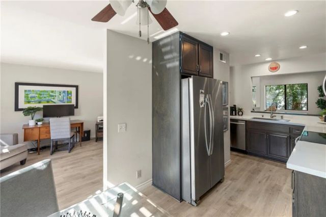 152 N Singingwood, Orange, CA 92869