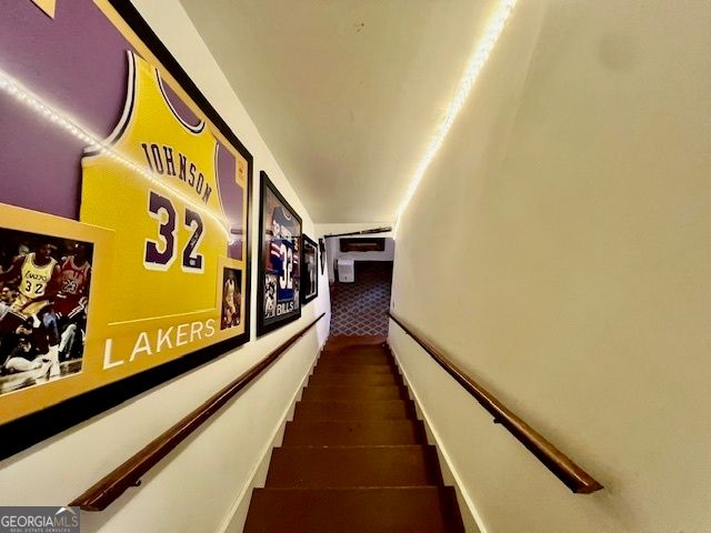 6068 Dee Court, Stone Mountain, GA 30087