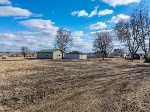 8015 148TH Avenue, Orion, IL 61273