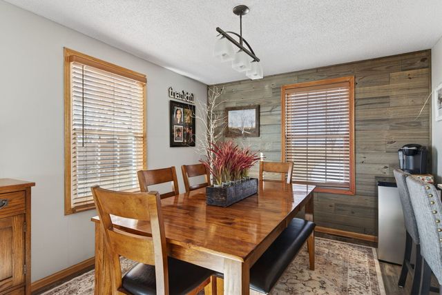 8015 148TH Avenue, Orion, IL 61273