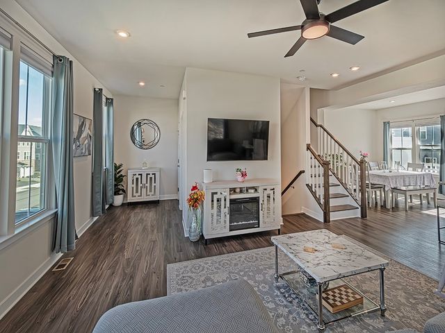 126 Lupine Dr, Adams Twp, PA 16046