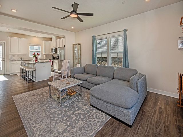 126 Lupine Dr, Adams Twp, PA 16046