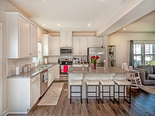 126 Lupine Dr, Adams Twp, PA 16046