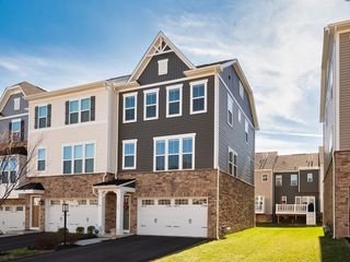 126 Lupine Dr, Adams Twp, PA 16046