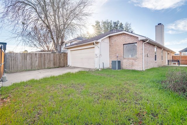 2113 Norcross Drive, Mesquite, TX 75149