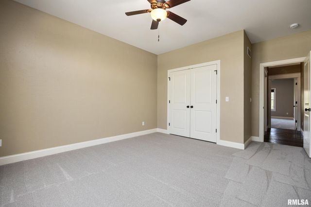 15 STREAMWOOD Court, Washington, IL 61571