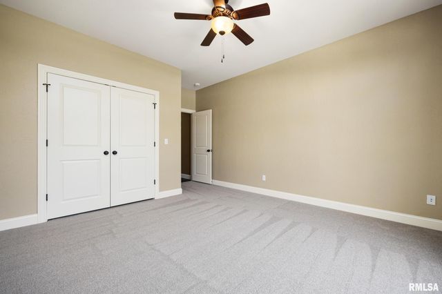 15 STREAMWOOD Court, Washington, IL 61571