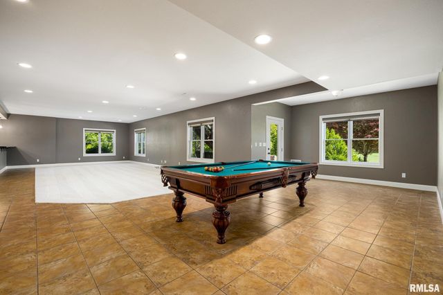 15 STREAMWOOD Court, Washington, IL 61571
