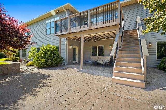 15 STREAMWOOD Court, Washington, IL 61571