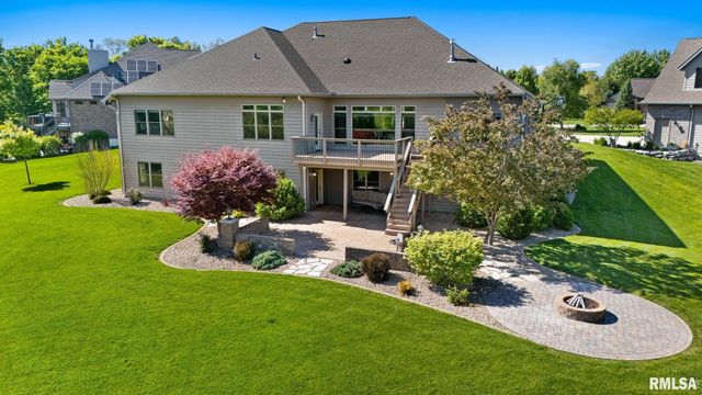 15 STREAMWOOD Court, Washington, IL 61571