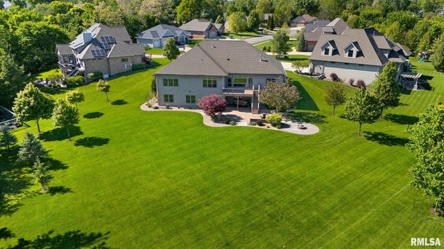 15 STREAMWOOD Court, Washington, IL 61571