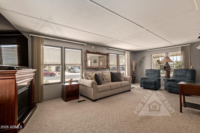 922 S 98TH Street, Mesa, AZ 85208