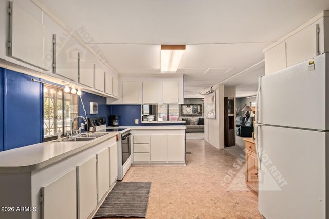 922 S 98TH Street, Mesa, AZ 85208