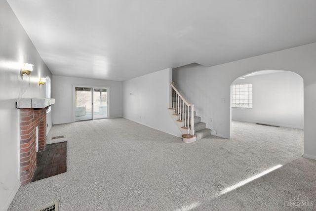 2406 Montana Avenue, Cincinnati, OH 45211