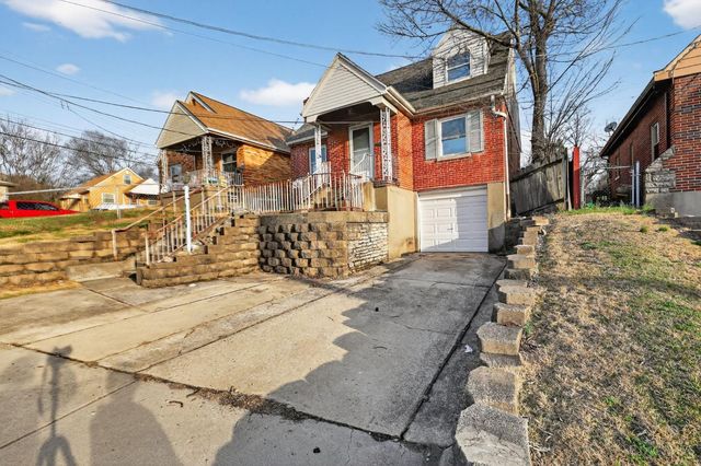 2406 Montana Avenue, Cincinnati, OH 45211