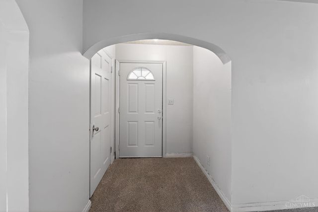 2406 Montana Avenue, Cincinnati, OH 45211