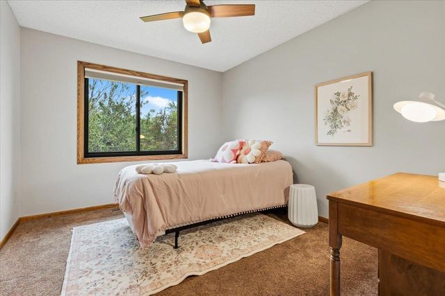 8821 Rainier Court, Woodbury, MN 55125