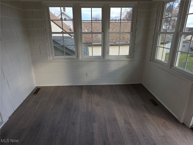 64 Sheldon Street, Rittman, OH 44270