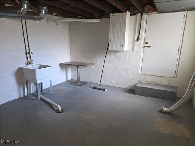 64 Sheldon Street, Rittman, OH 44270