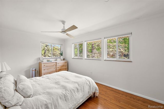 1065 Wimbleton Drive, Birmingham, MI 48009