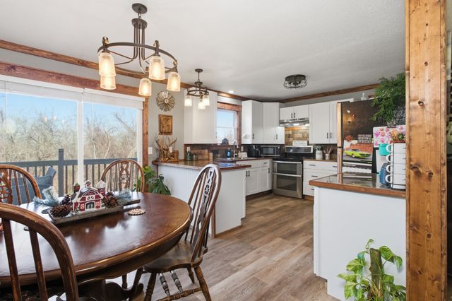 8857 State Route Ad, Dora, MO 65637