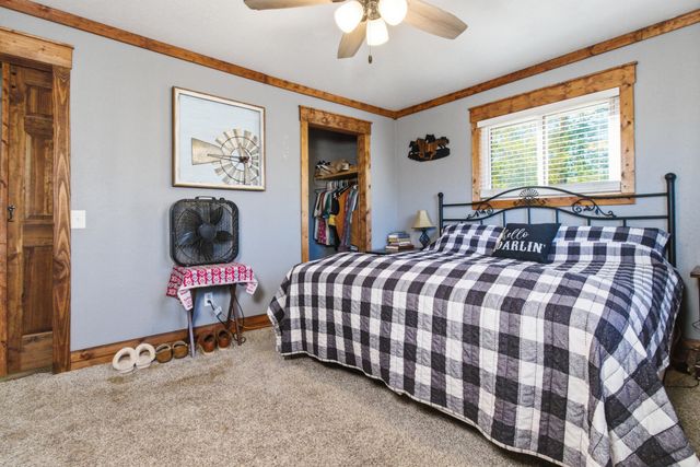 8857 State Route Ad, Dora, MO 65637