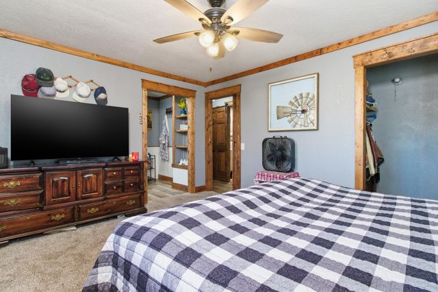 8857 State Route Ad, Dora, MO 65637