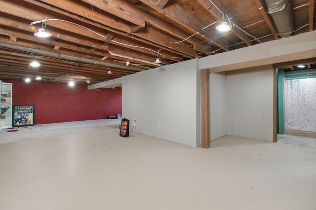 8857 State Route Ad, Dora, MO 65637