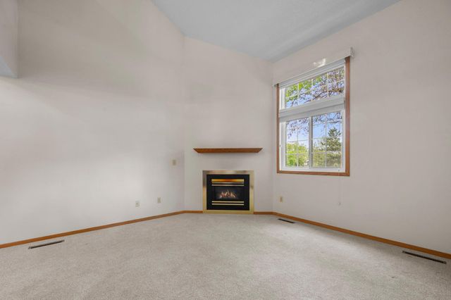 2611 Concord Way, Mendota Heights, MN 55120