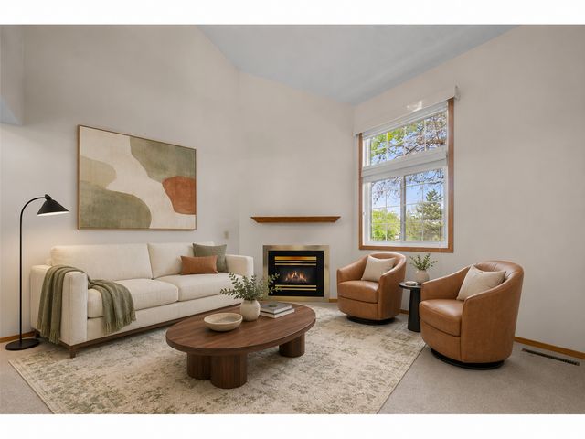 2611 Concord Way, Mendota Heights, MN 55120