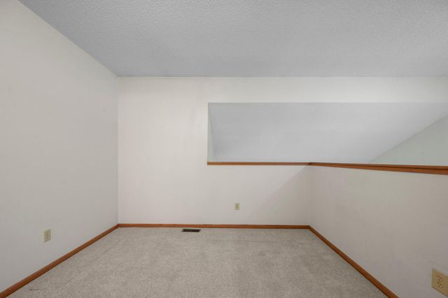 2611 Concord Way, Mendota Heights, MN 55120