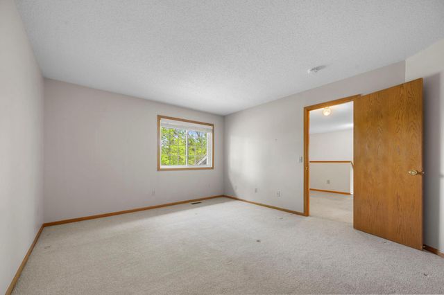 2611 Concord Way, Mendota Heights, MN 55120