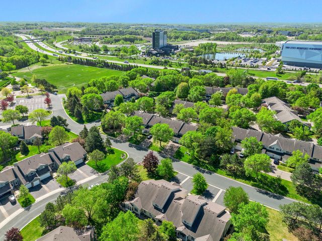 2611 Concord Way, Mendota Heights, MN 55120