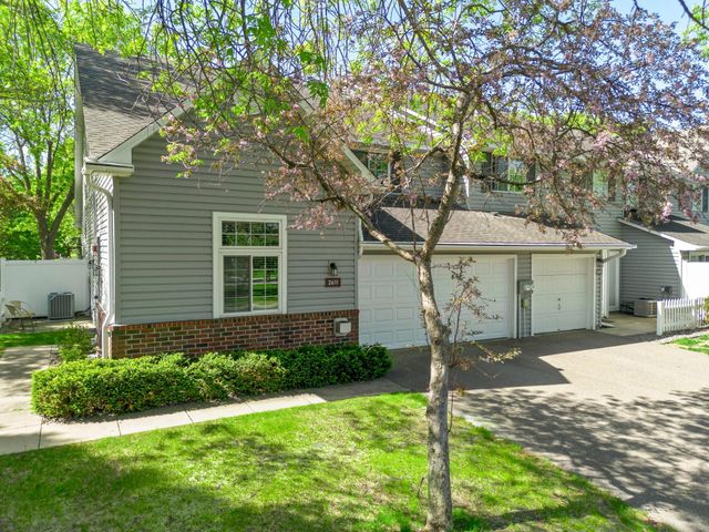 2611 Concord Way, Mendota Heights, MN 55120
