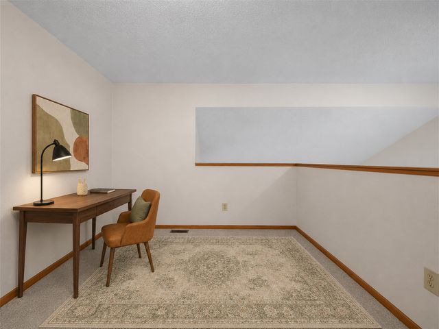 2611 Concord Way, Mendota Heights, MN 55120