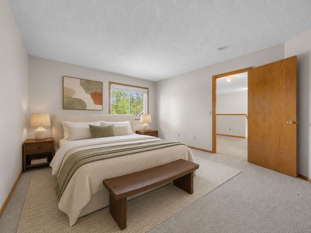 2611 Concord Way, Mendota Heights, MN 55120