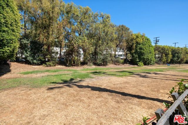 289 S Barrington Avenue A309, Los Angeles, CA 90049
