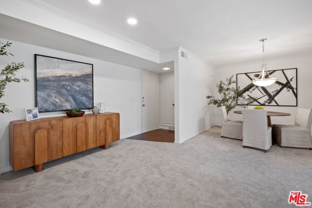 289 S Barrington Avenue A309, Los Angeles, CA 90049