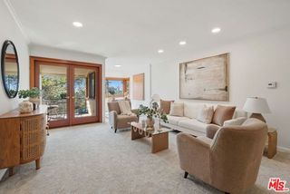 289 S Barrington Avenue A309, Los Angeles, CA 90049