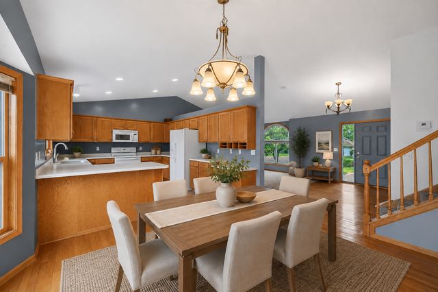 12628 Dutch Court, Apple Valley, MN 55124