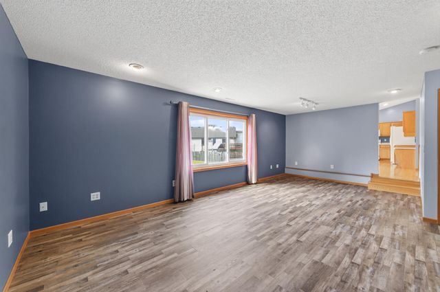 12628 Dutch Court, Apple Valley, MN 55124