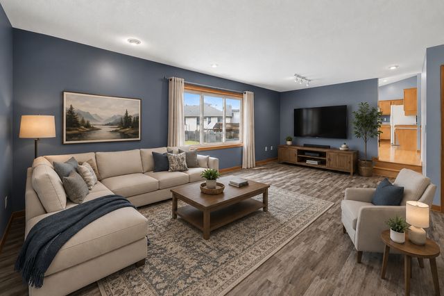12628 Dutch Court, Apple Valley, MN 55124