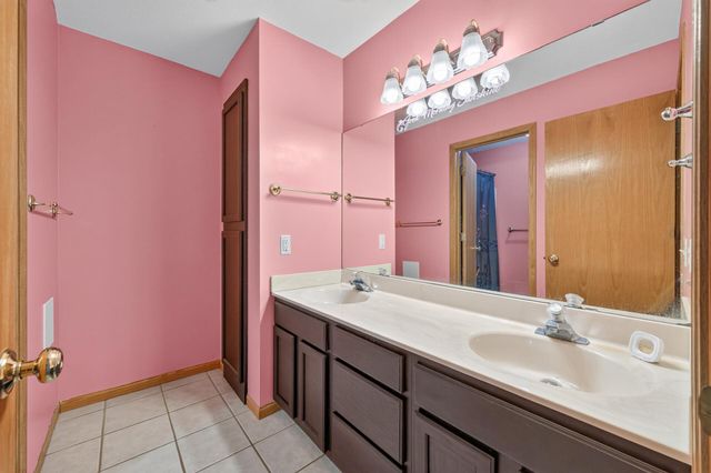 12628 Dutch Court, Apple Valley, MN 55124