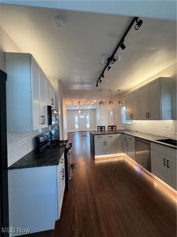 1716 Tuxedo Avenue, Parma, OH 44134